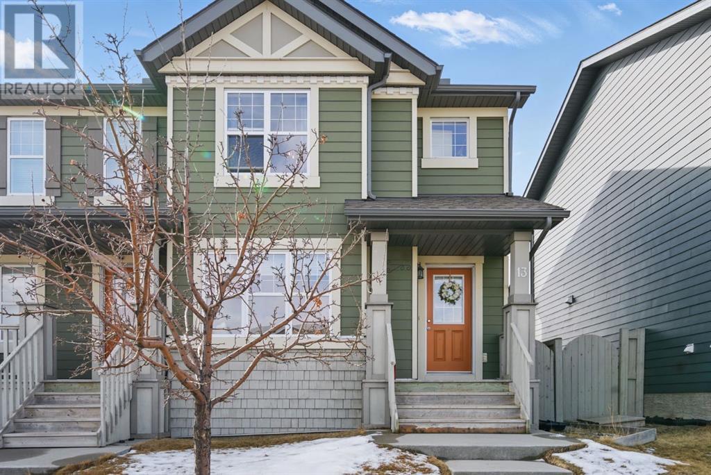 Property at 13 Panamount Avenue NW image 1