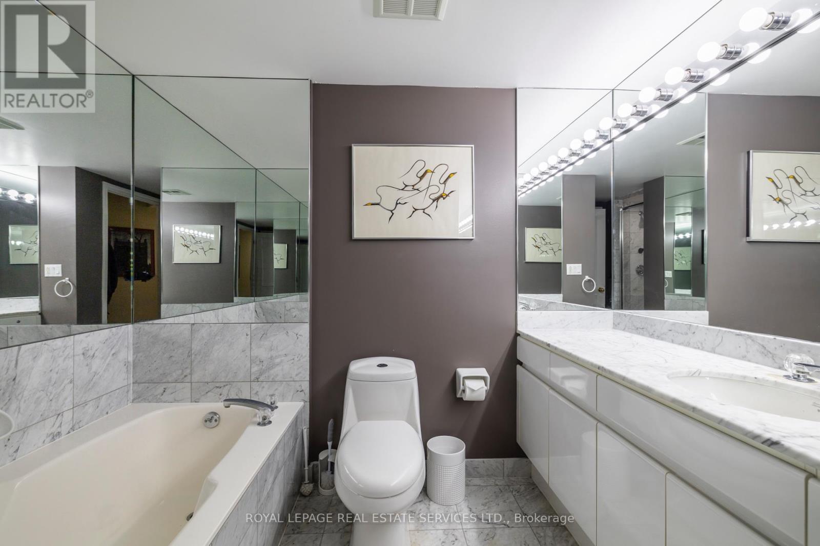 2104 - 1 Palace Pier Court, Toronto, Ontario  M8V 3W9 - Photo 10 - W12126078