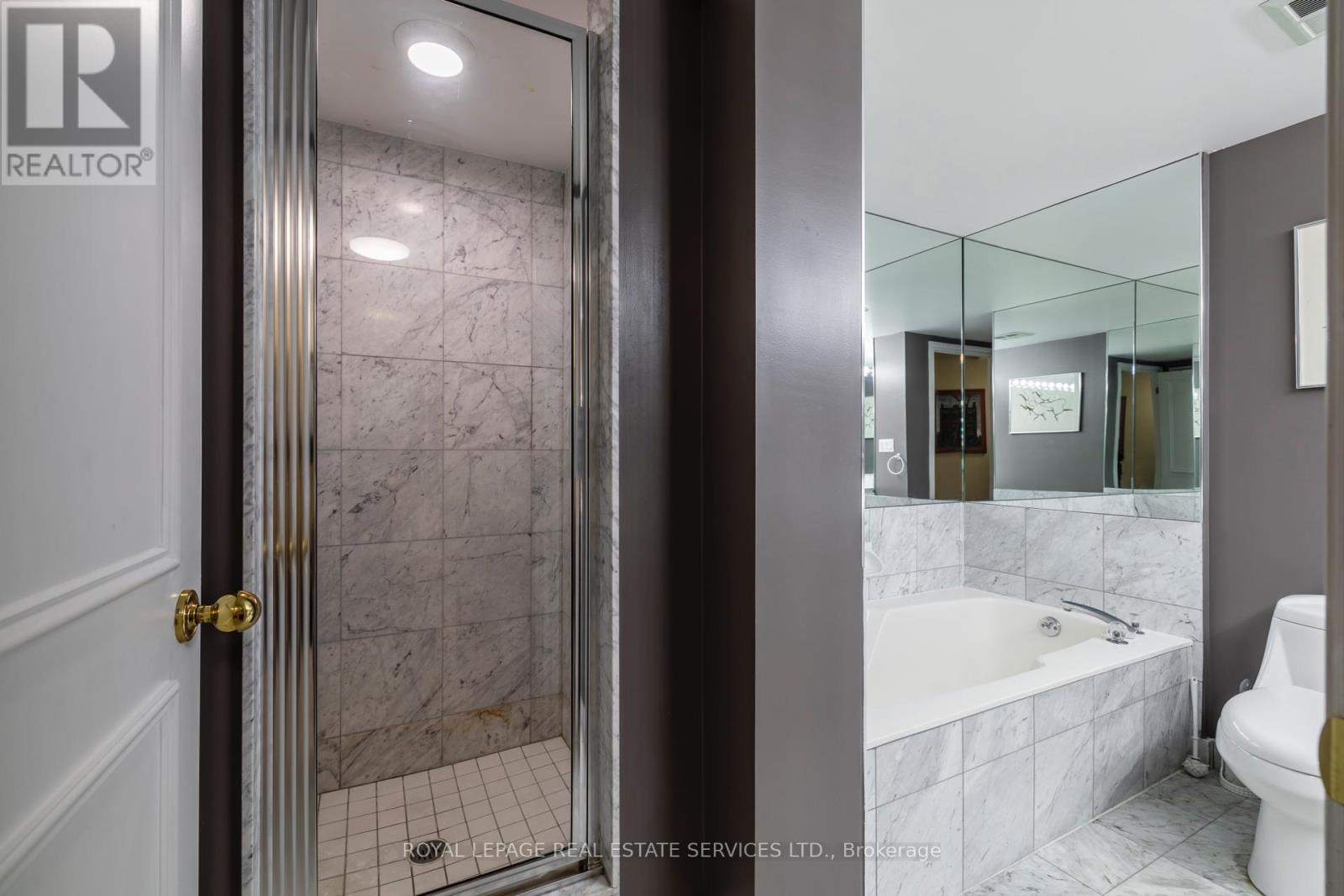 2104 - 1 Palace Pier Court, Toronto, Ontario  M8V 3W9 - Photo 9 - W12126078