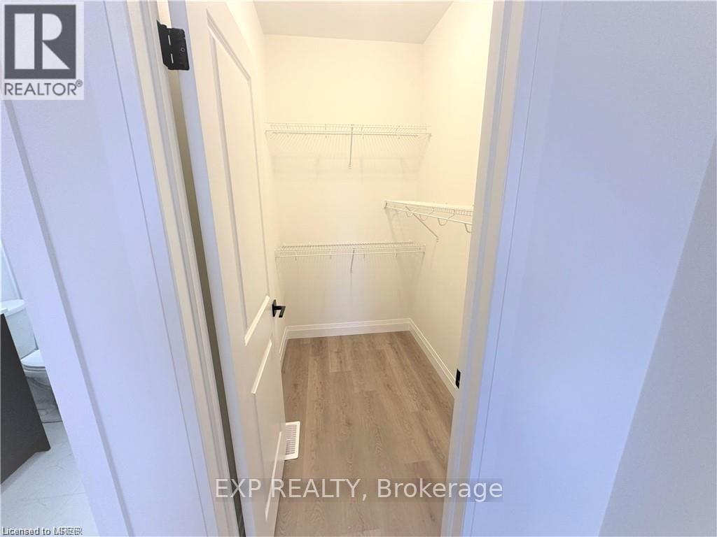 117 - 3900 Savoy Street, London South, Ontario  N6P 0E3 - Photo 6 - X12126082