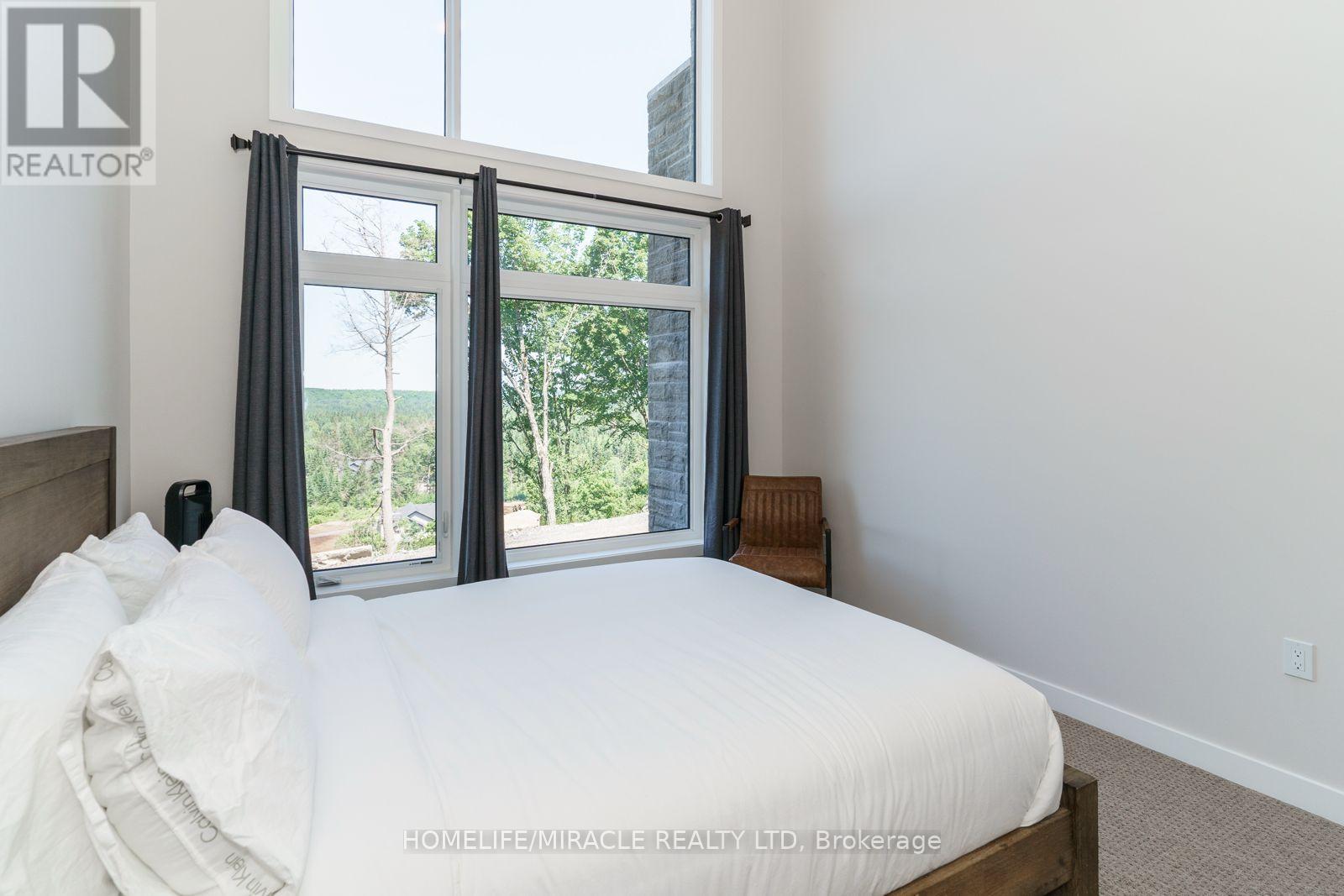 47 - 1057 Greensview Drive, Lake Of Bays, Ontario  P1H 1K0 - Photo 10 - X12126085