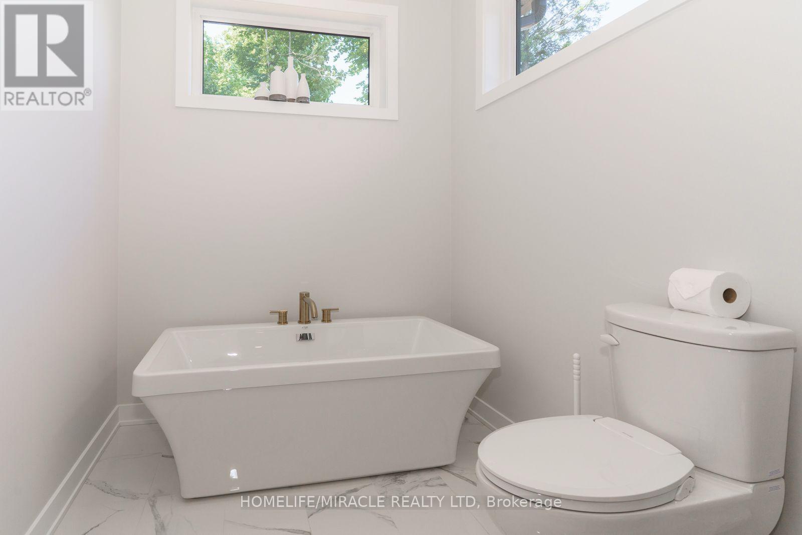 47 - 1057 Greensview Drive, Lake Of Bays, Ontario  P1H 1K0 - Photo 15 - X12126085