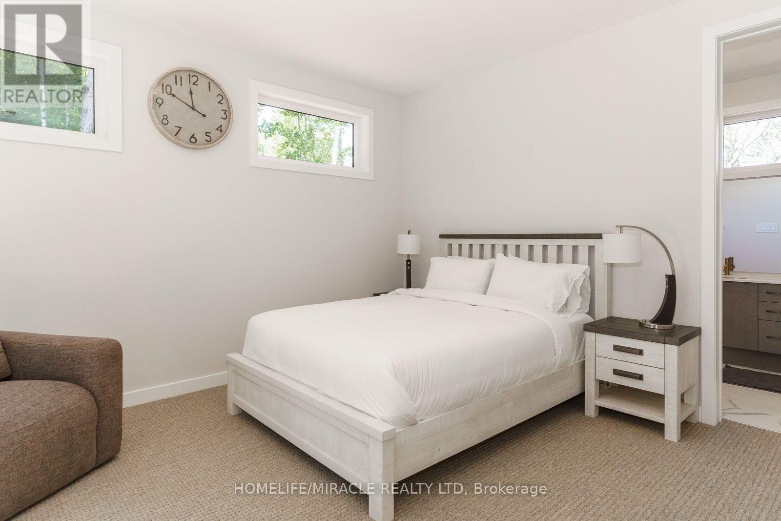 47 - 1057 Greensview Drive, Lake Of Bays, Ontario  P1H 1K0 - Photo 18 - X12126085