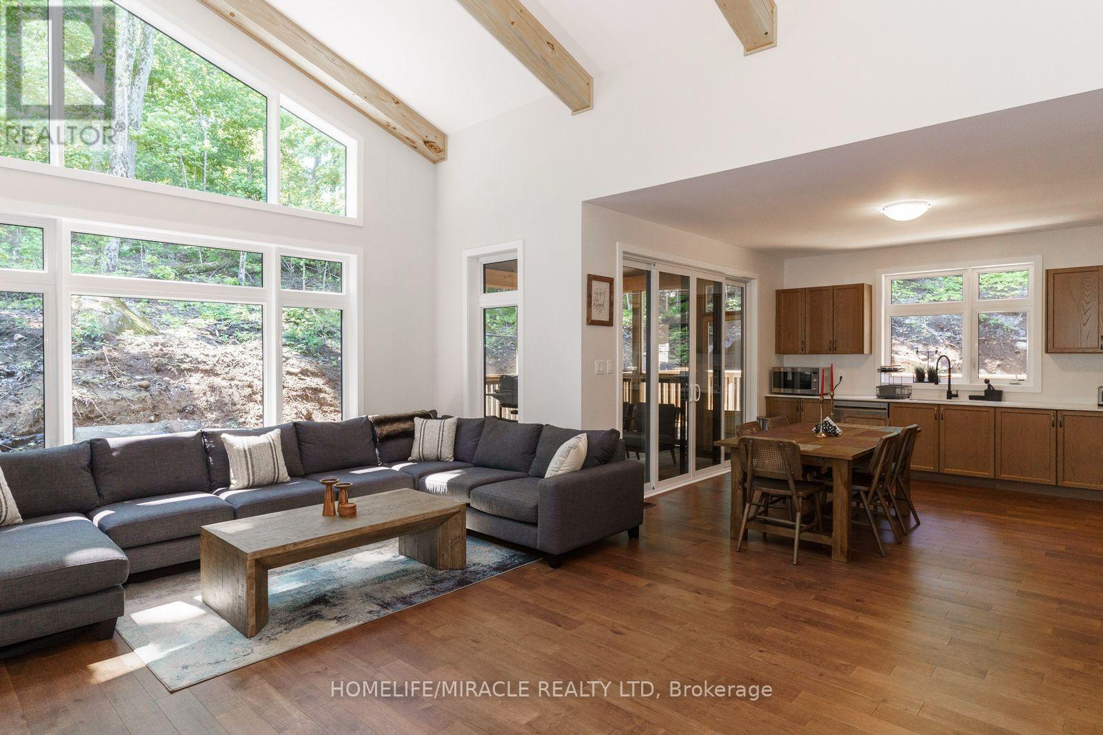 47 - 1057 Greensview Drive, Lake Of Bays, Ontario  P1H 1K0 - Photo 19 - X12126085