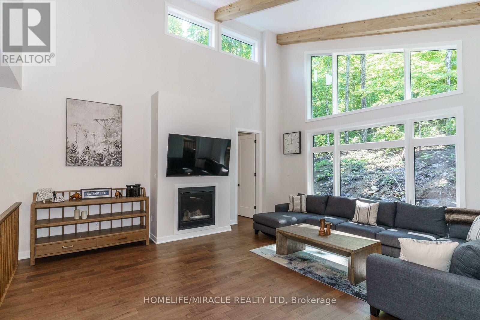 47 - 1057 Greensview Drive, Lake Of Bays, Ontario  P1H 1K0 - Photo 28 - X12126085