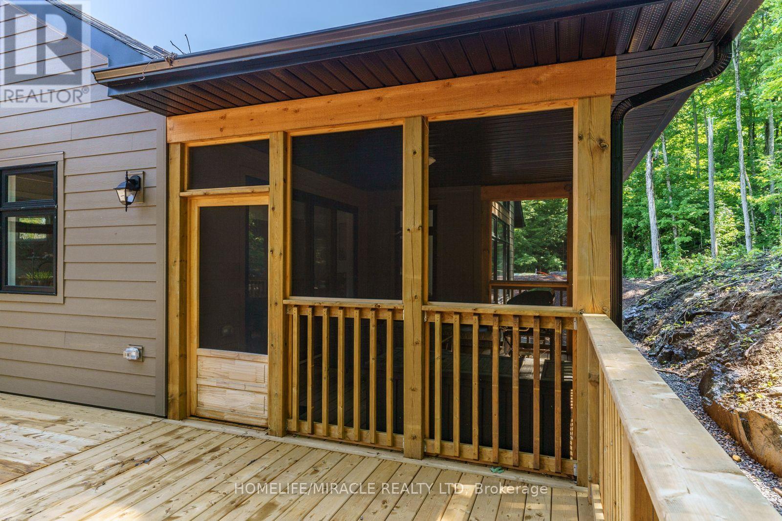 47 - 1057 Greensview Drive, Lake Of Bays, Ontario  P1H 1K0 - Photo 33 - X12126085