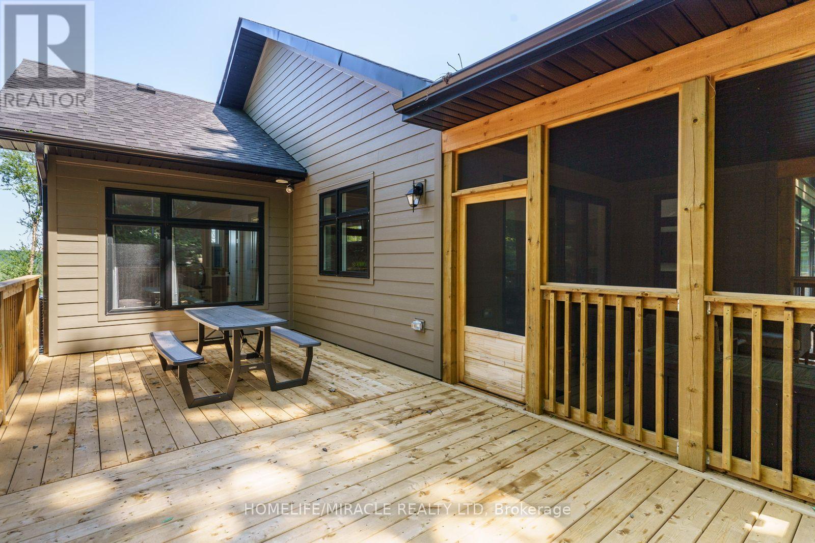 47 - 1057 Greensview Drive, Lake Of Bays, Ontario  P1H 1K0 - Photo 35 - X12126085