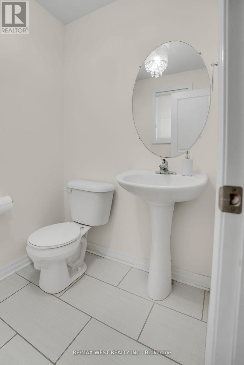 9 Noble Lane, St. Thomas, Ontario  N5R 5M9 - Photo 25 - X12126088