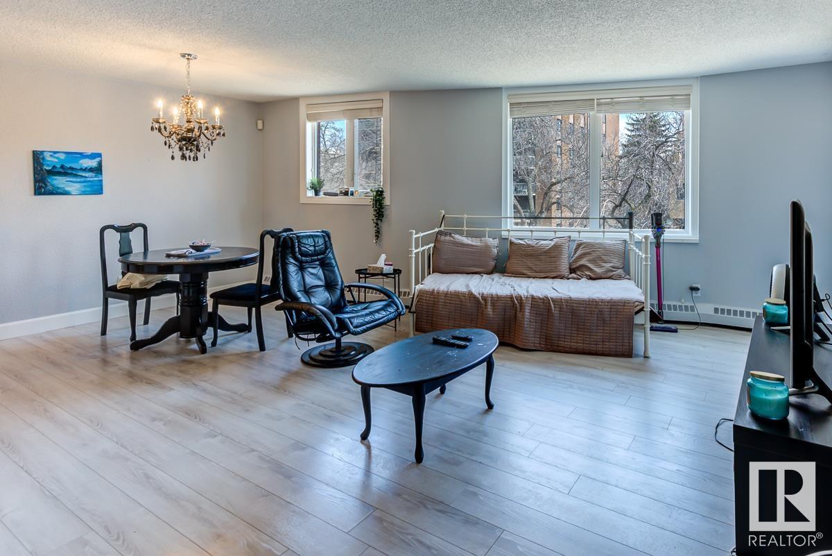 #302 9916 113 St Nw, Edmonton, Alberta  T5K 2N3 - Photo 1 - E4420925
