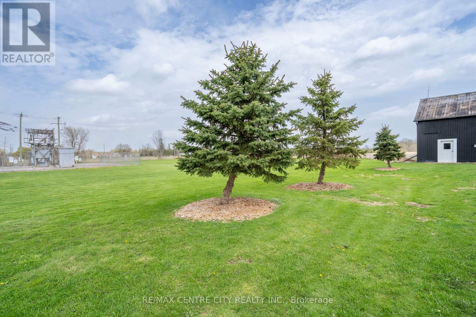 3501 Concession Drive, Southwest Middlesex, Ontario  N0L 1M0 - Photo 49 - X12126116