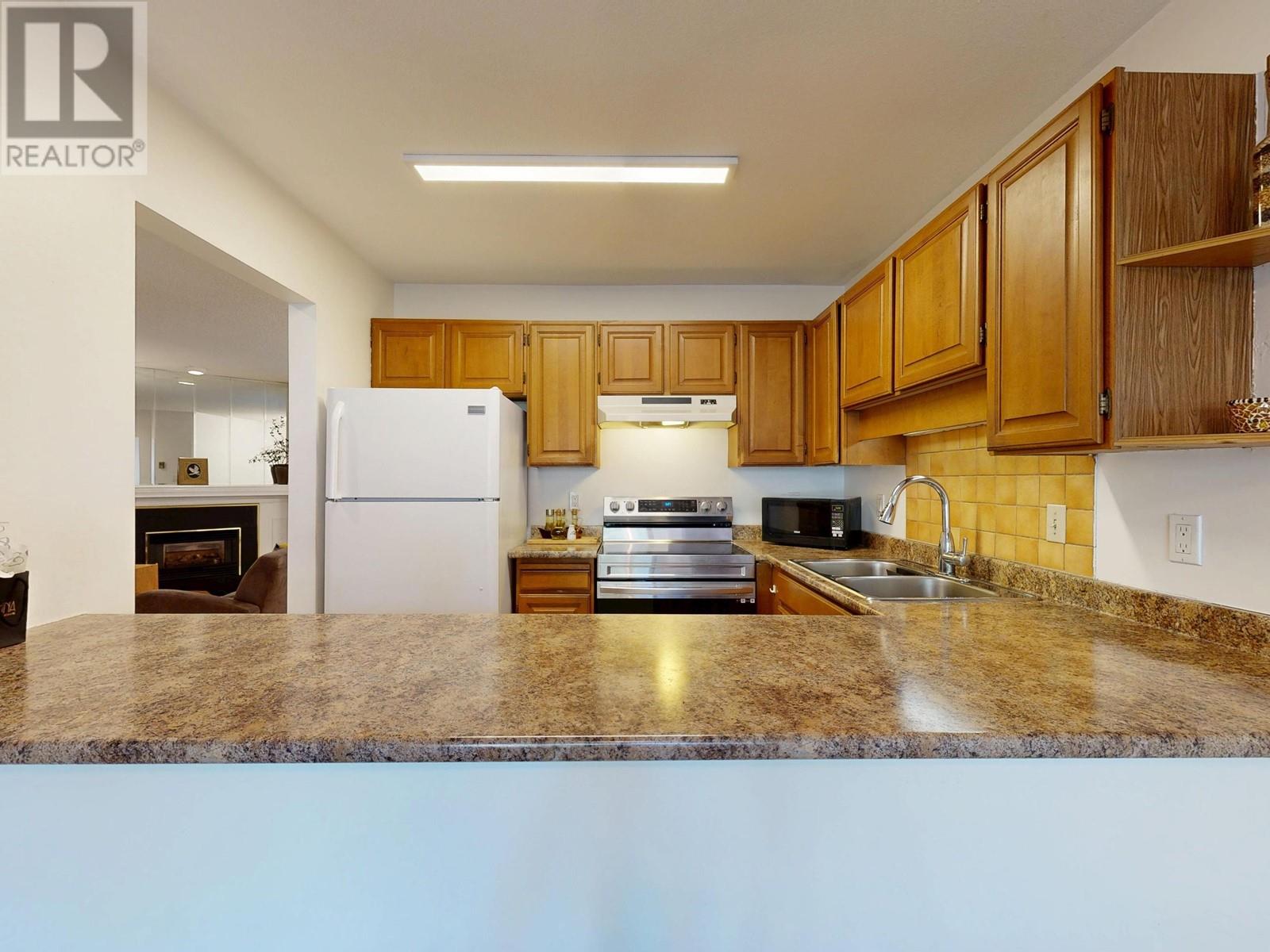 9828 Belfriar Drive, Burnaby, British Columbia  V3N 4N1 - Photo 7 - R2998572