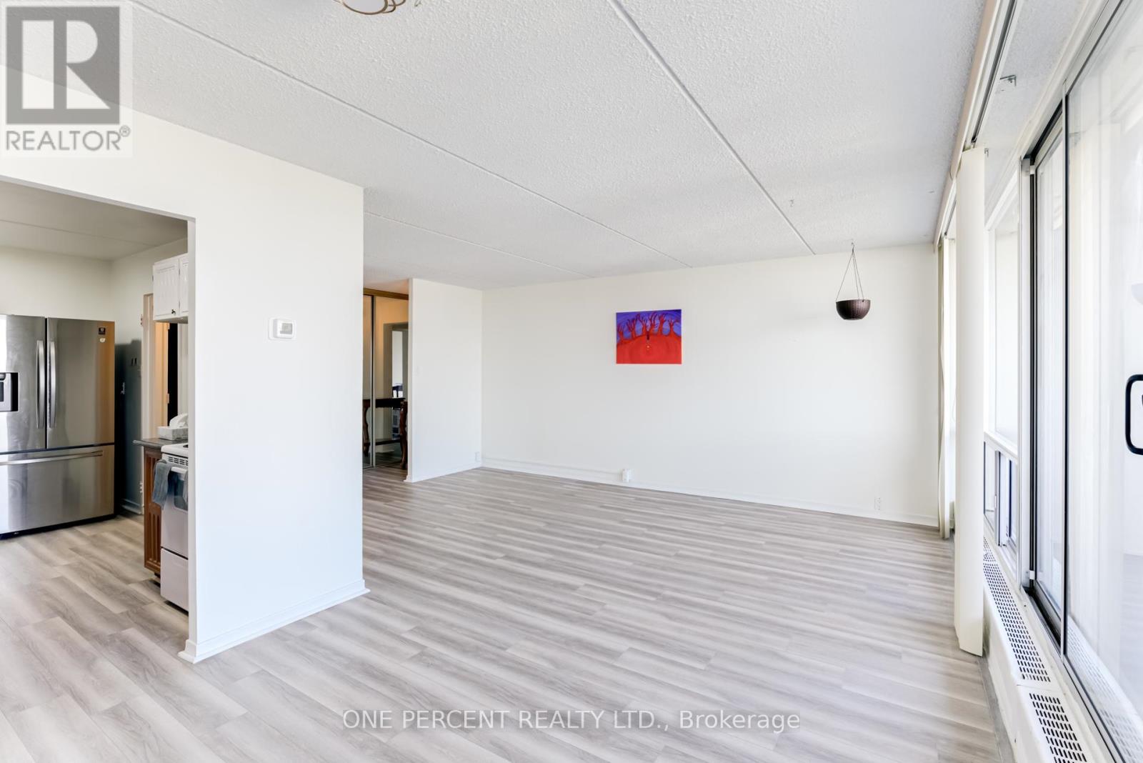 Property at 1106 - 2 GLAMORGAN AVENUE image 1