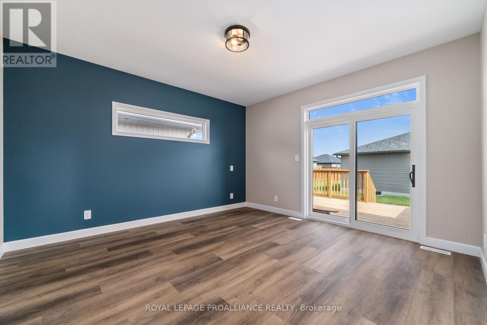 60 Hastings Park Drive, Belleville, Ontario  K8P 0H7 - Photo 23 - X12126142