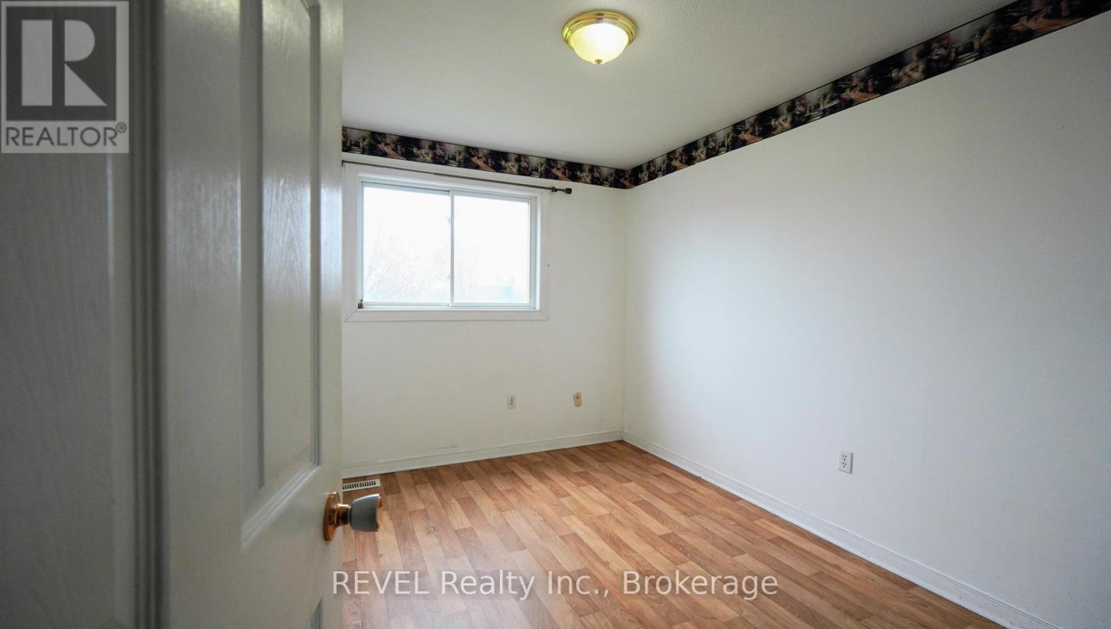7803 Yvette Crescent, Niagara Falls, Ontario  L2H 3B6 - Photo 11 - X12122591