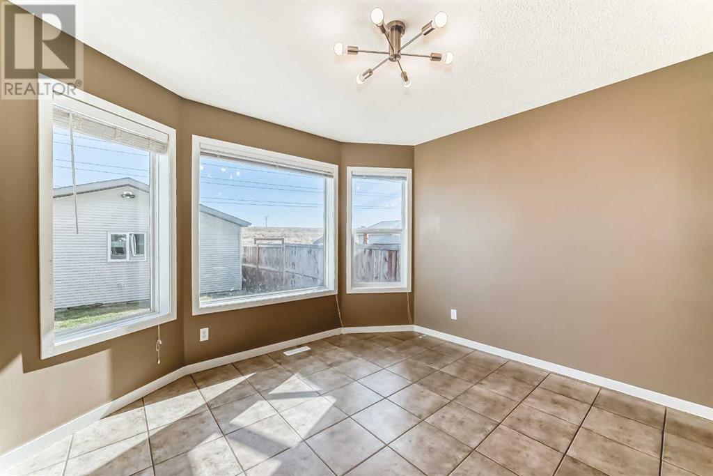 127 Cranberry Way Se, Calgary, Alberta  T3M 1K2 - Photo 12 - A2210908