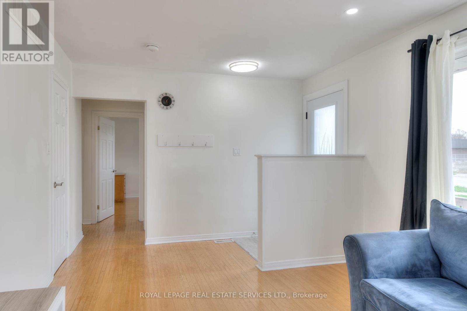 Property at 484 SPEEDVALE AVENUE E image 5