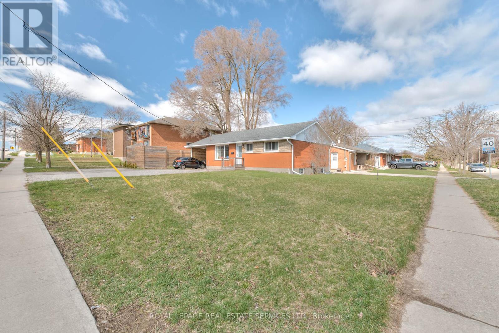 Property at 484 SPEEDVALE AVENUE E image 1