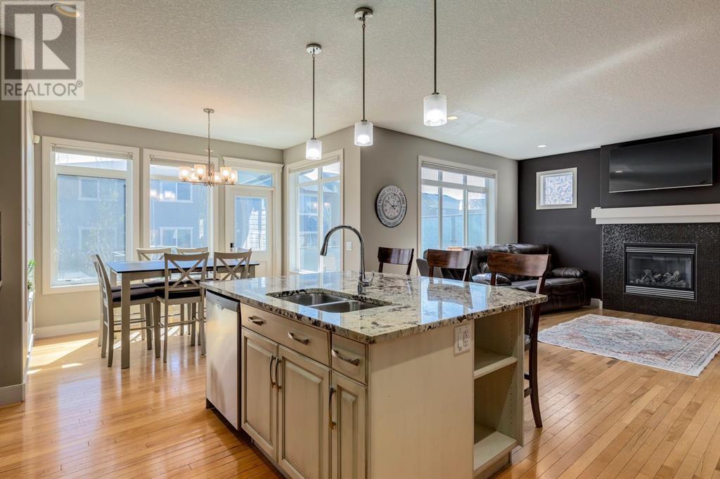 310 Kingsbury View Se, Airdrie, Alberta  T4A 0E7 - Photo 12 - A2217553