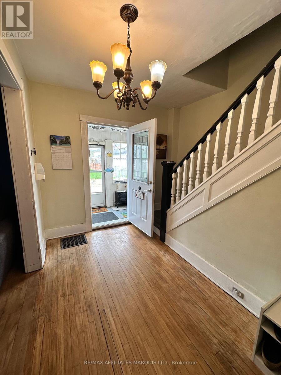 308 Third Street W, Cornwall, Ontario  K6J 2P5 - Photo 5 - X12126144