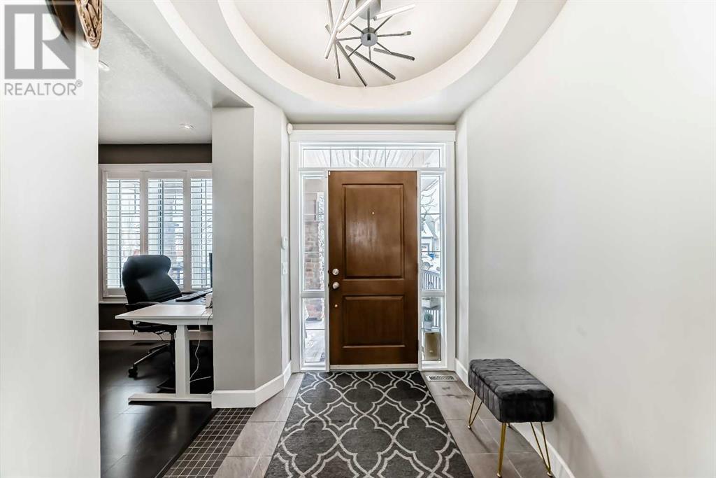 Property at 923 Windsong Drive SW image 4