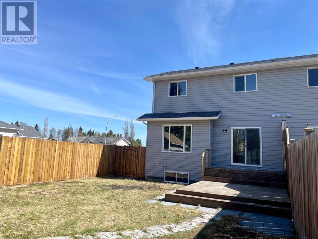 Property at 6122 11 Avenue image 3