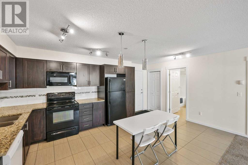 Property at 2205, 279 Copperpond Common SE image 5