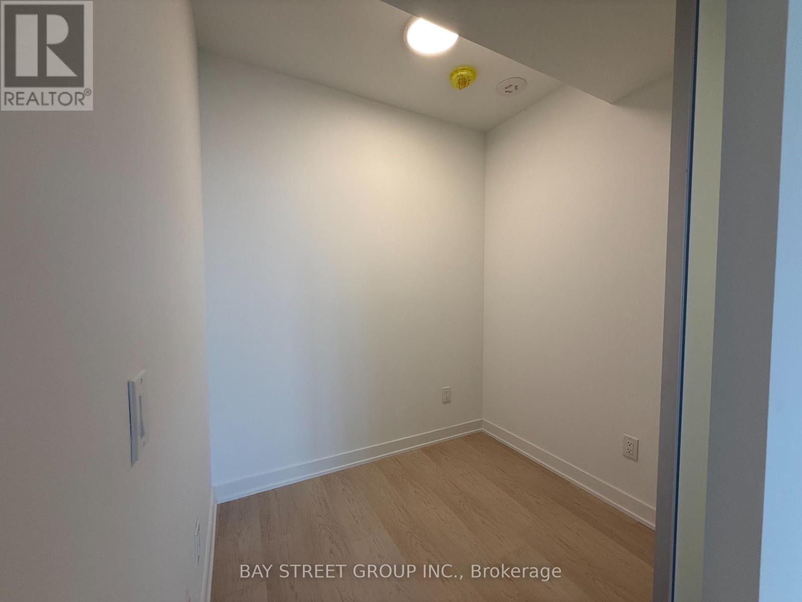 2812 - 252 Church Street, Toronto (Church-Yonge Corridor), Ontario  M5B 1Z2 - Photo 5 - C12126134