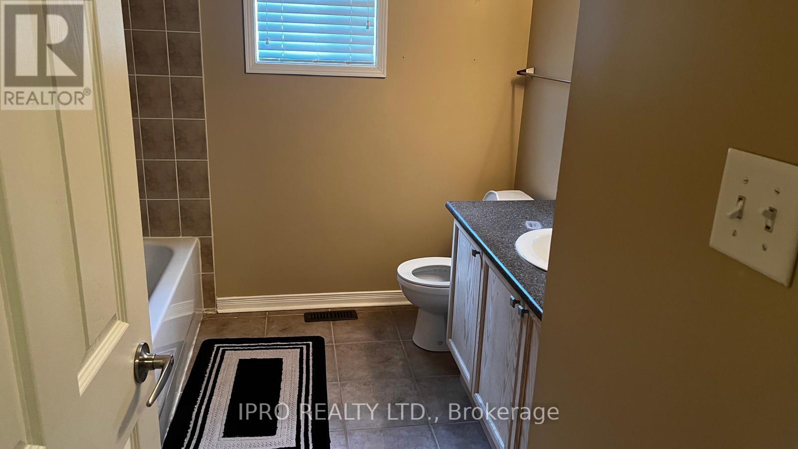 26 Atlantis Drive, Whitby, Ontario  L1N 0E2 - Photo 12 - E12052664