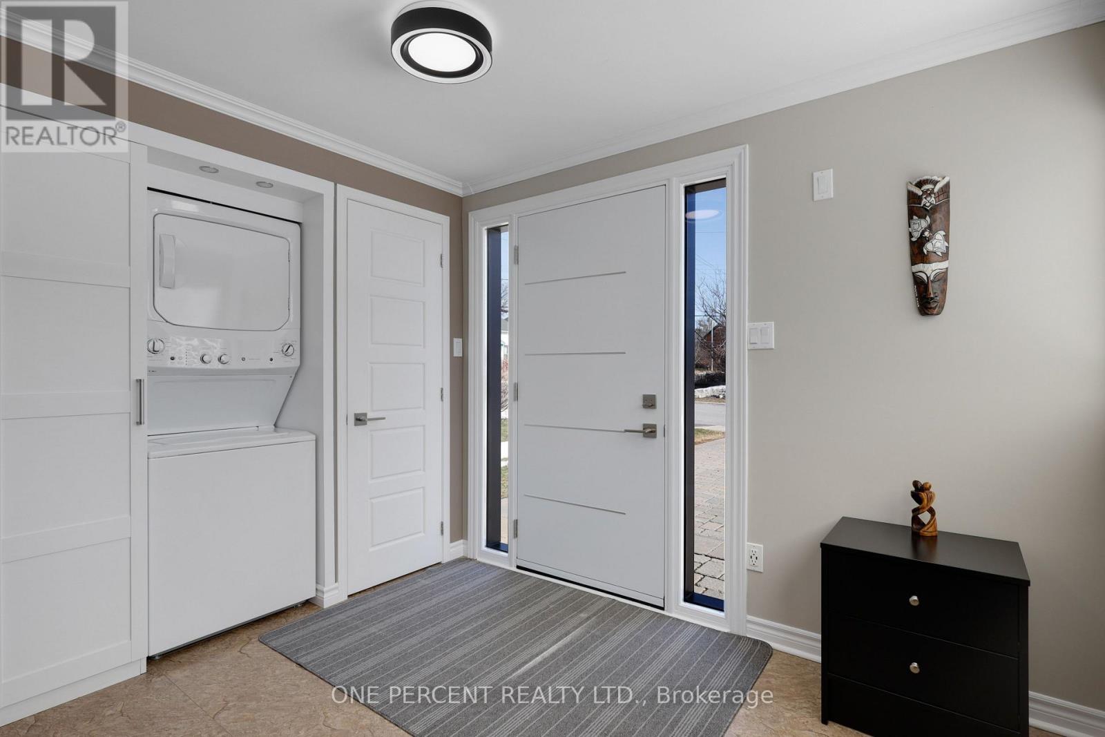 Property at 226 MCLAREN STREET image 2