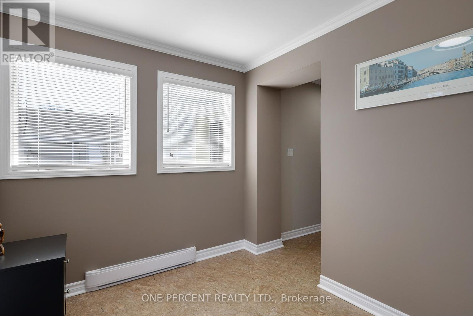 Property at 226 MCLAREN STREET image 5
