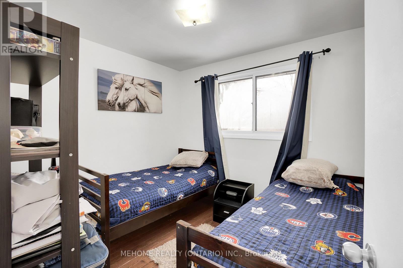 1508 Sandgate Crescent, Mississauga, Ontario  L5J 2E5 - Photo 15 - W12126146