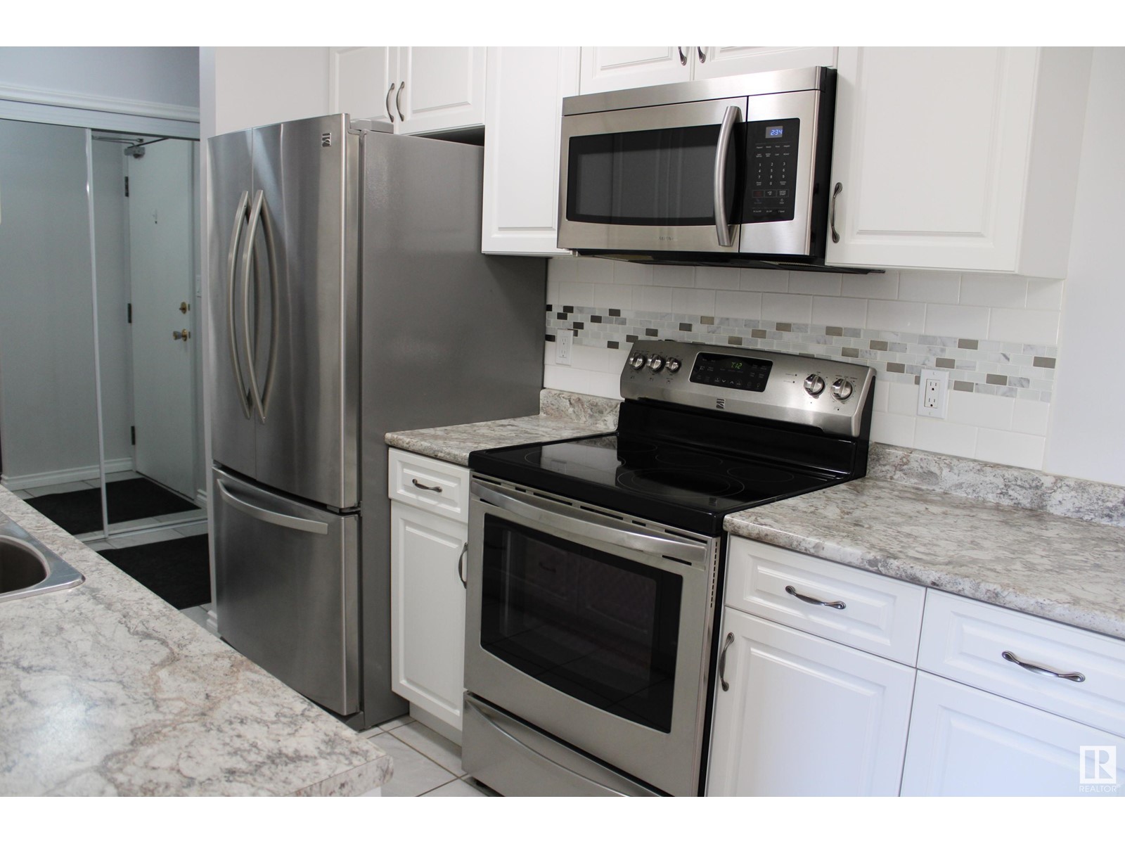 #107 10511 19 Av Nw, Edmonton, Alberta  T6J 5S8 - Photo 12 - E4434640