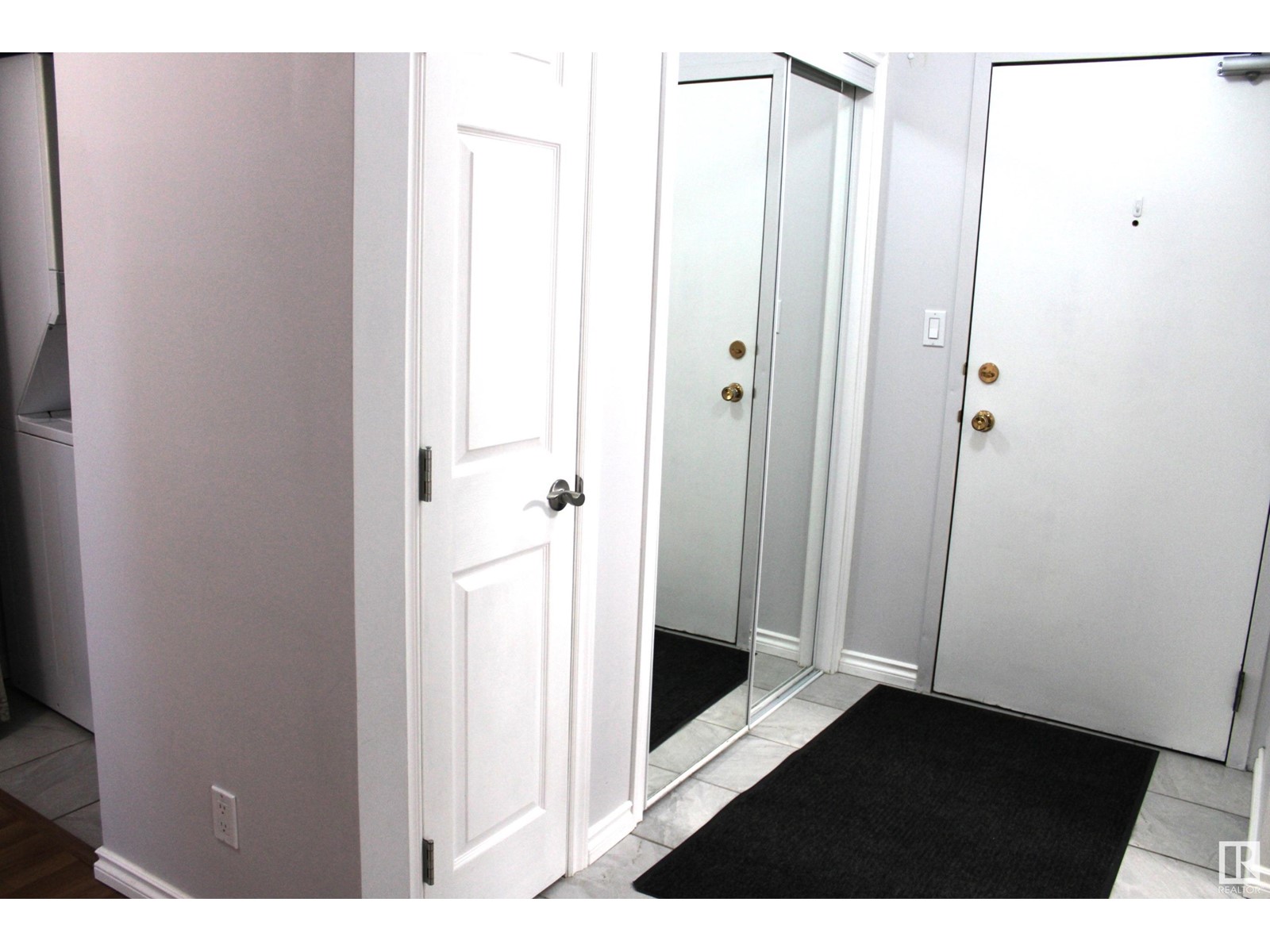 Property at #107 10511 19 AV NW image 4