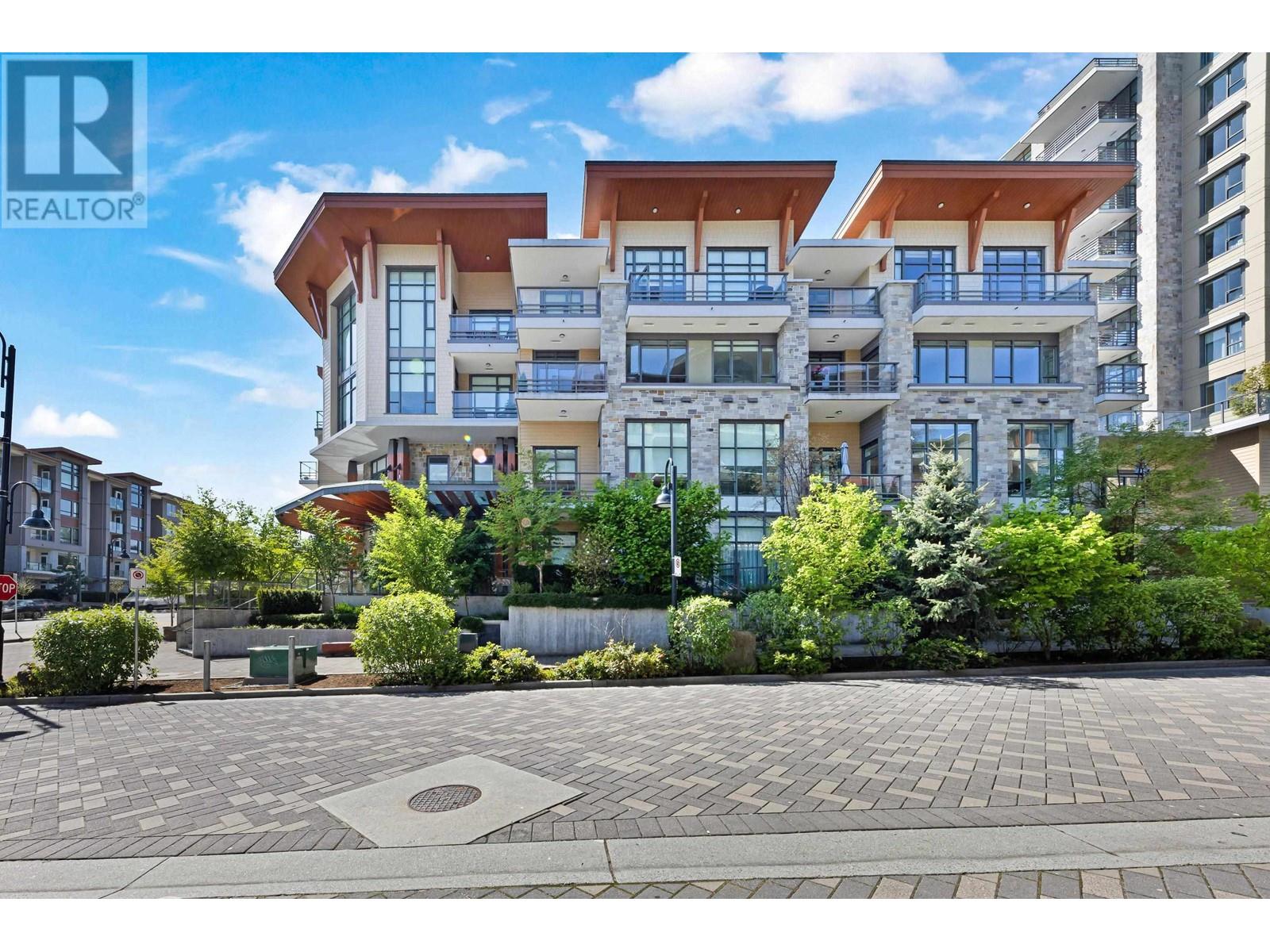 301 2707 Library Lane, North Vancouver, British Columbia  V7J 0C6 - Photo 2 - R2998626