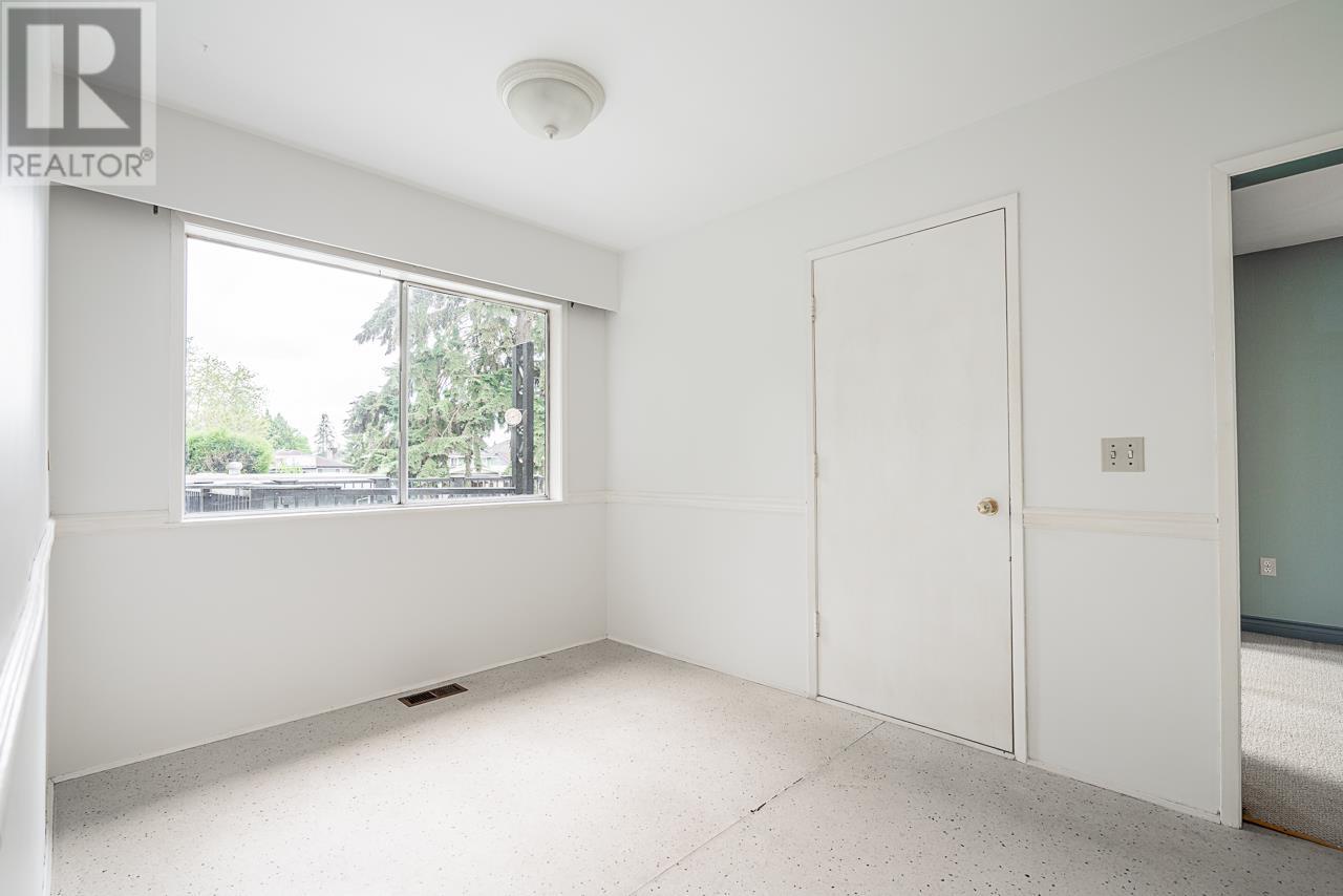 1730 Laurier Avenue, Port Coquitlam, British Columbia  V3B 2C4 - Photo 16 - R2998468