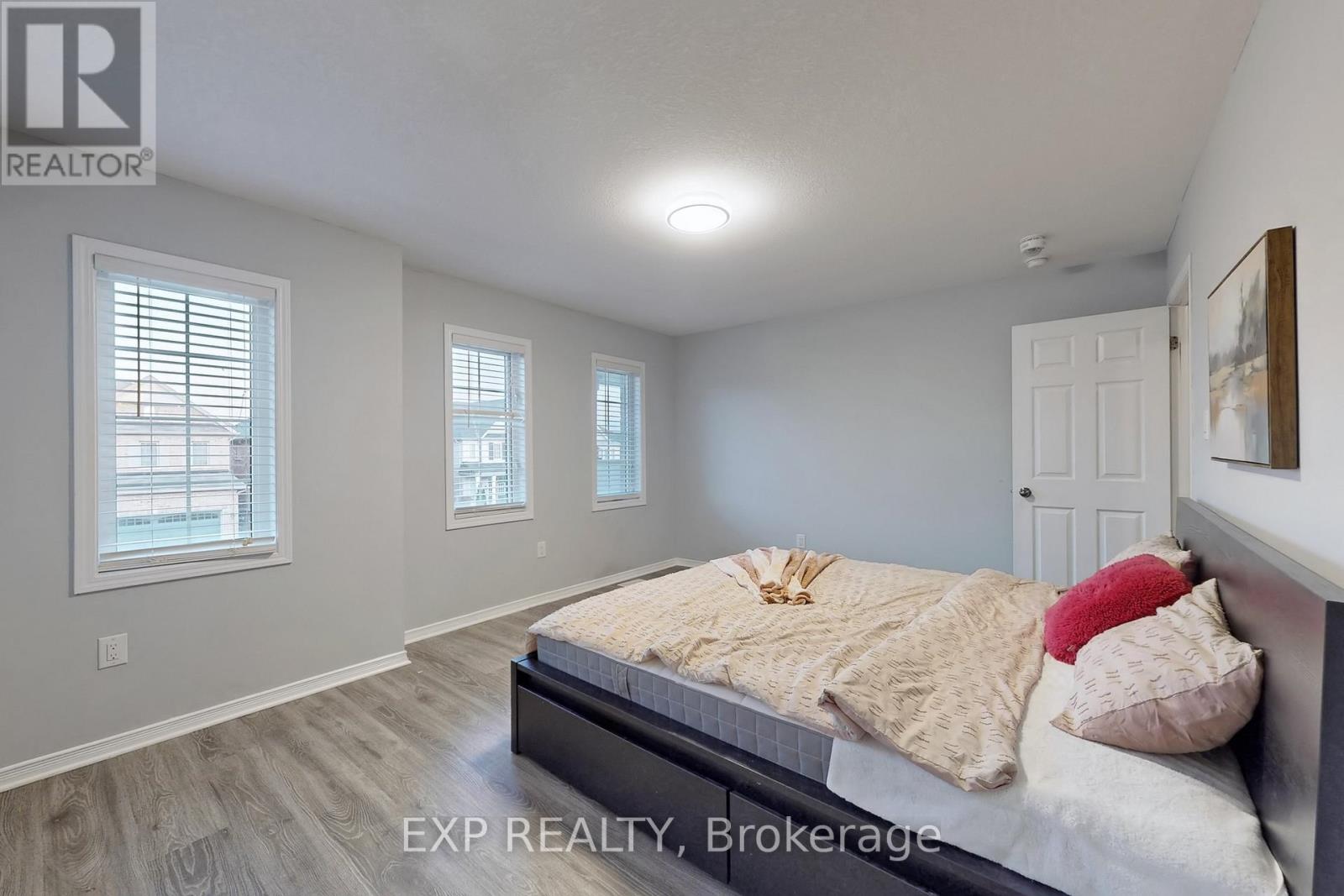 7721 Sassafras Trail, Niagara Falls, Ontario  L2H 0N5 - Photo 36 - X12125813
