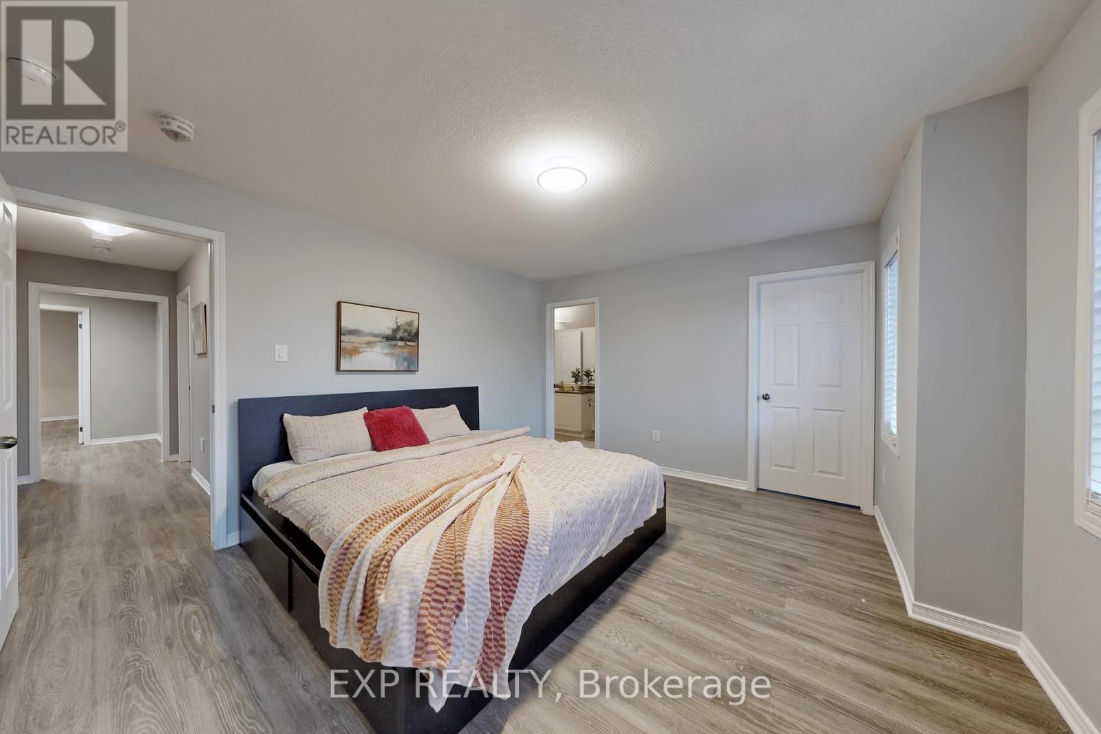 7721 Sassafras Trail, Niagara Falls, Ontario  L2H 0N5 - Photo 35 - X12125813