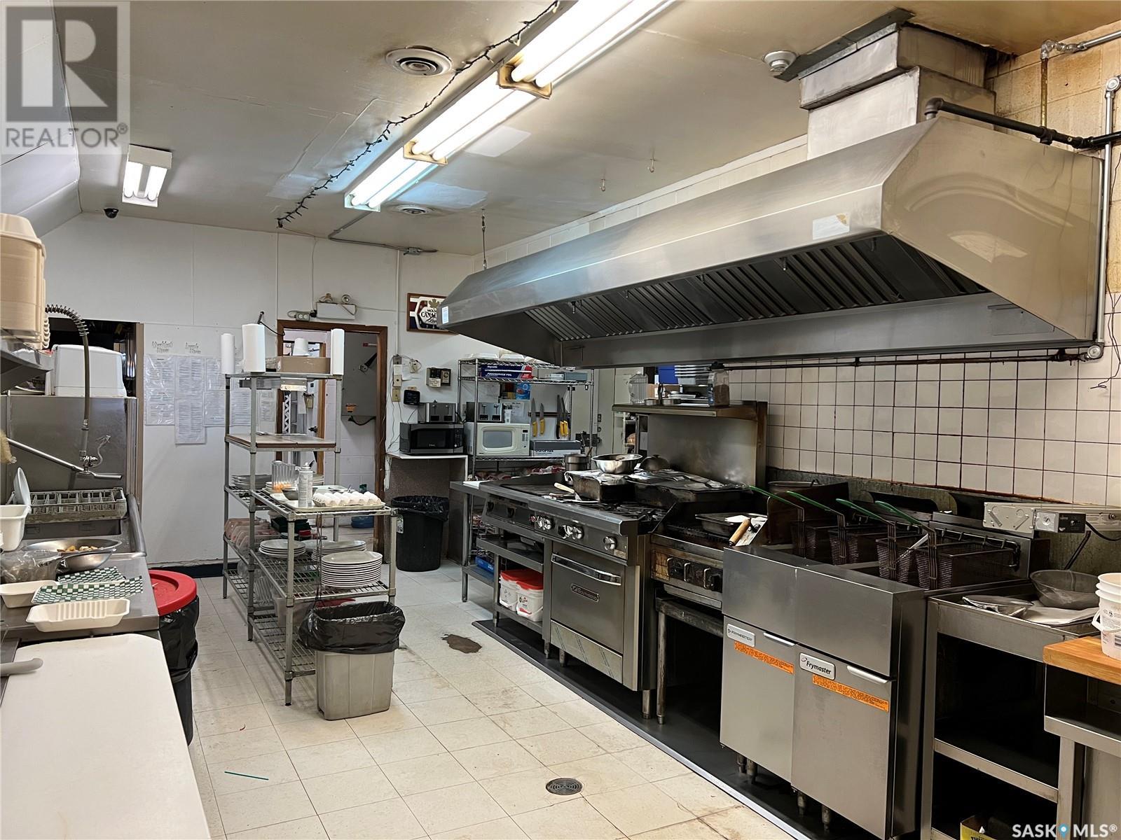 412 9th Street W, Meadow Lake, Saskatchewan  S9X 1S7 - Photo 13 - SK004760