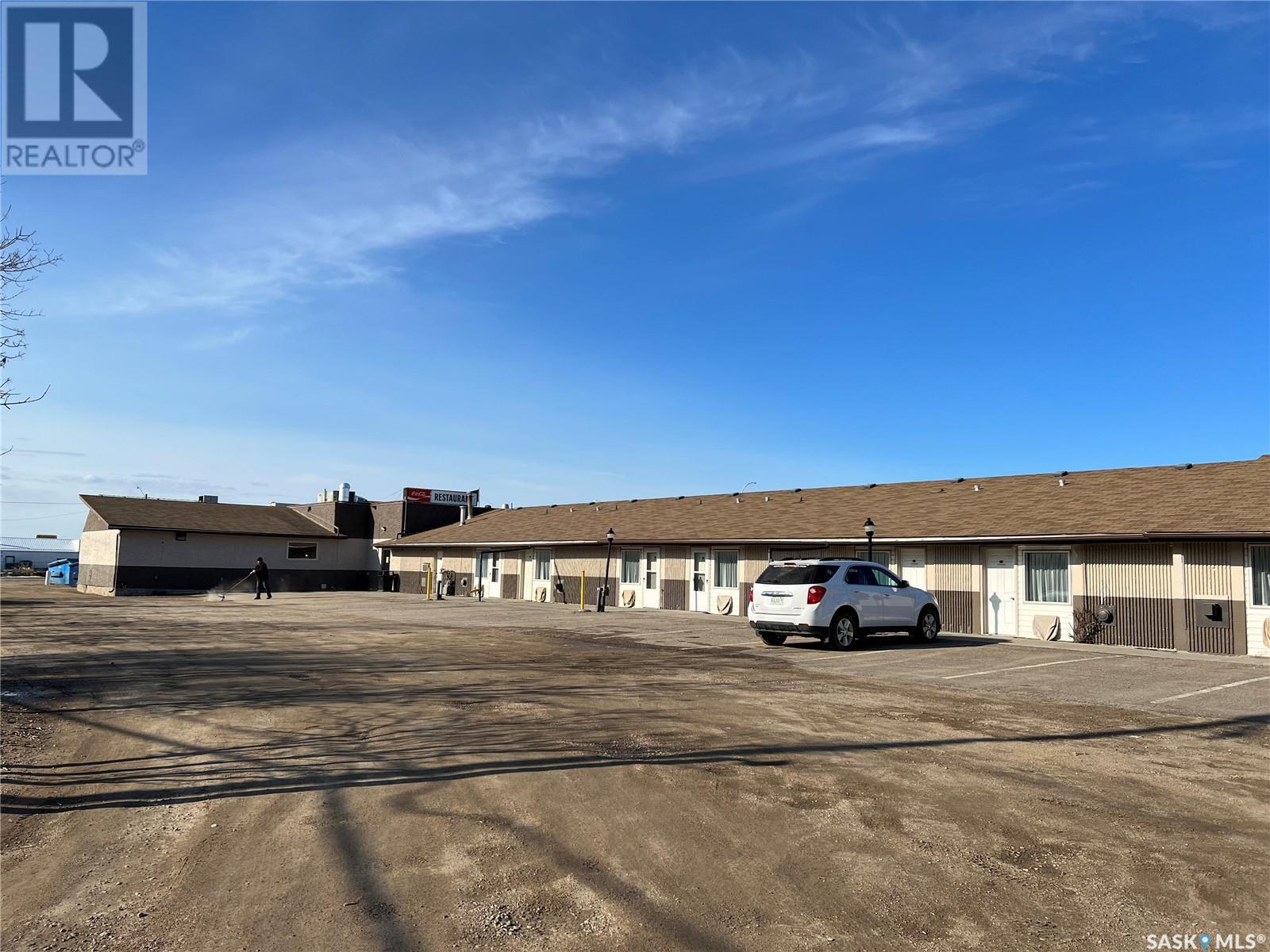 412 9th Street W, Meadow Lake, Saskatchewan  S9X 1S7 - Photo 7 - SK004760