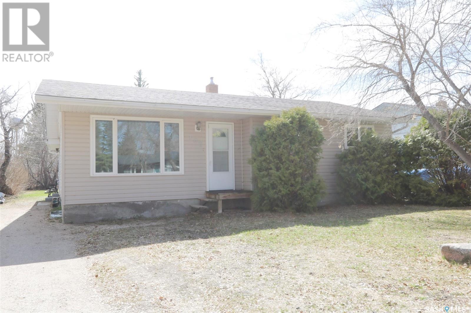 107 Third STREET NE, ituna, Saskatchewan