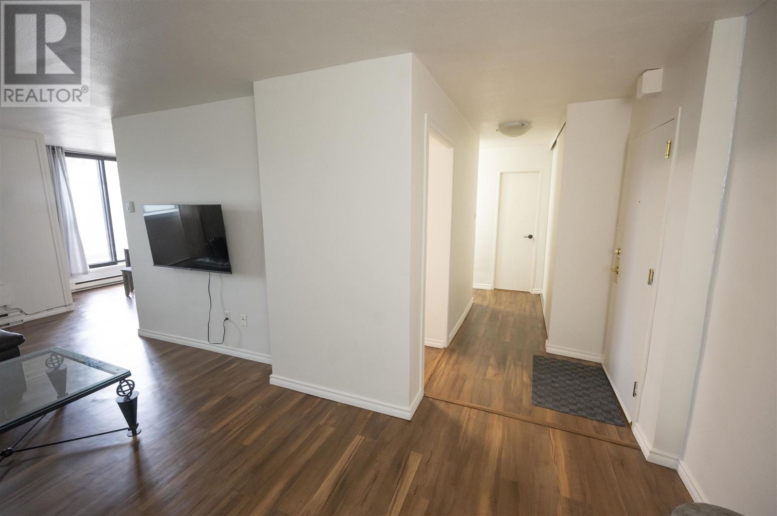 Property at 102 405 Waverley Street image 2