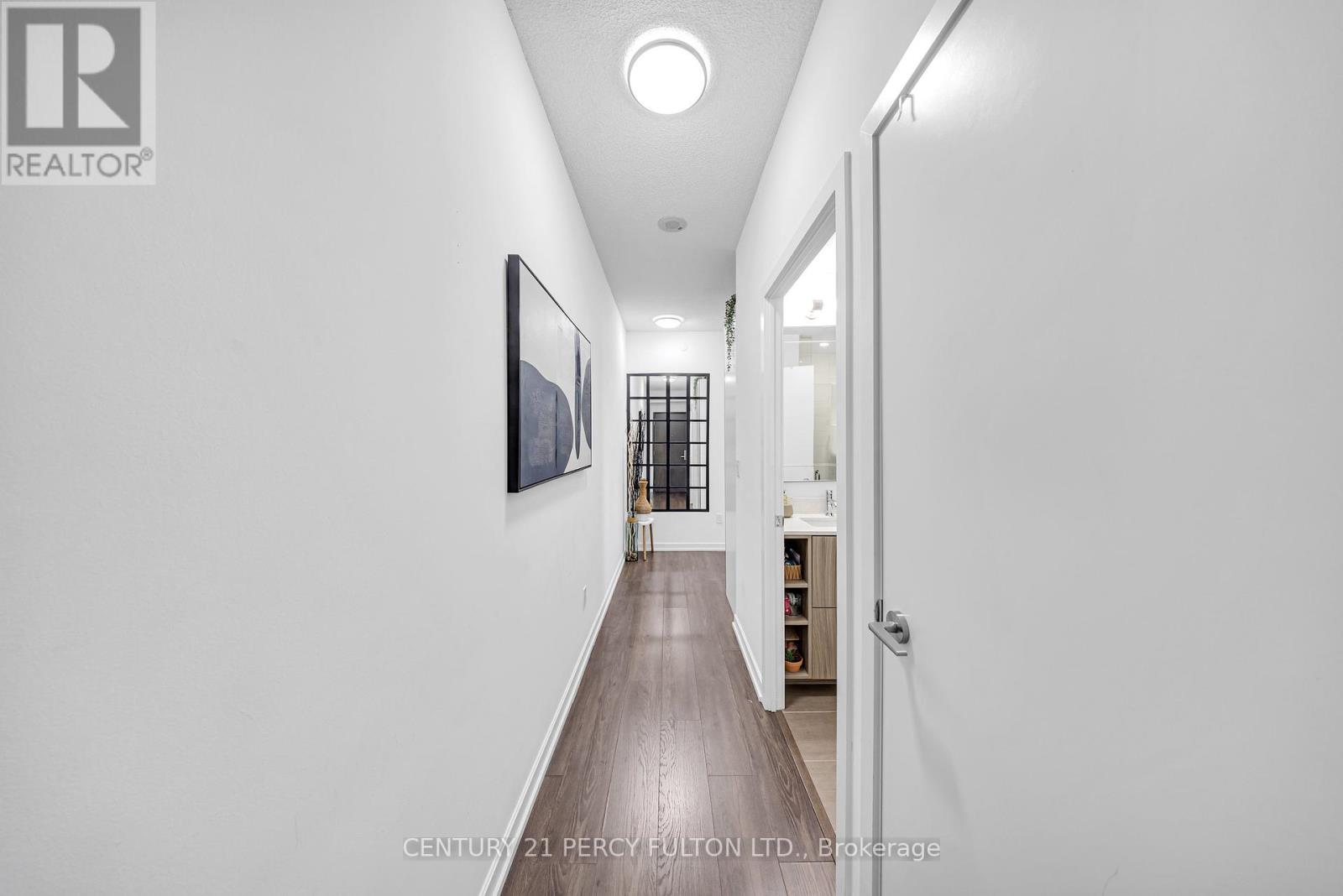 1702 - 50 Forest Manor Road, Toronto, Ontario  M2J 0E3 - Photo 4 - C12126227