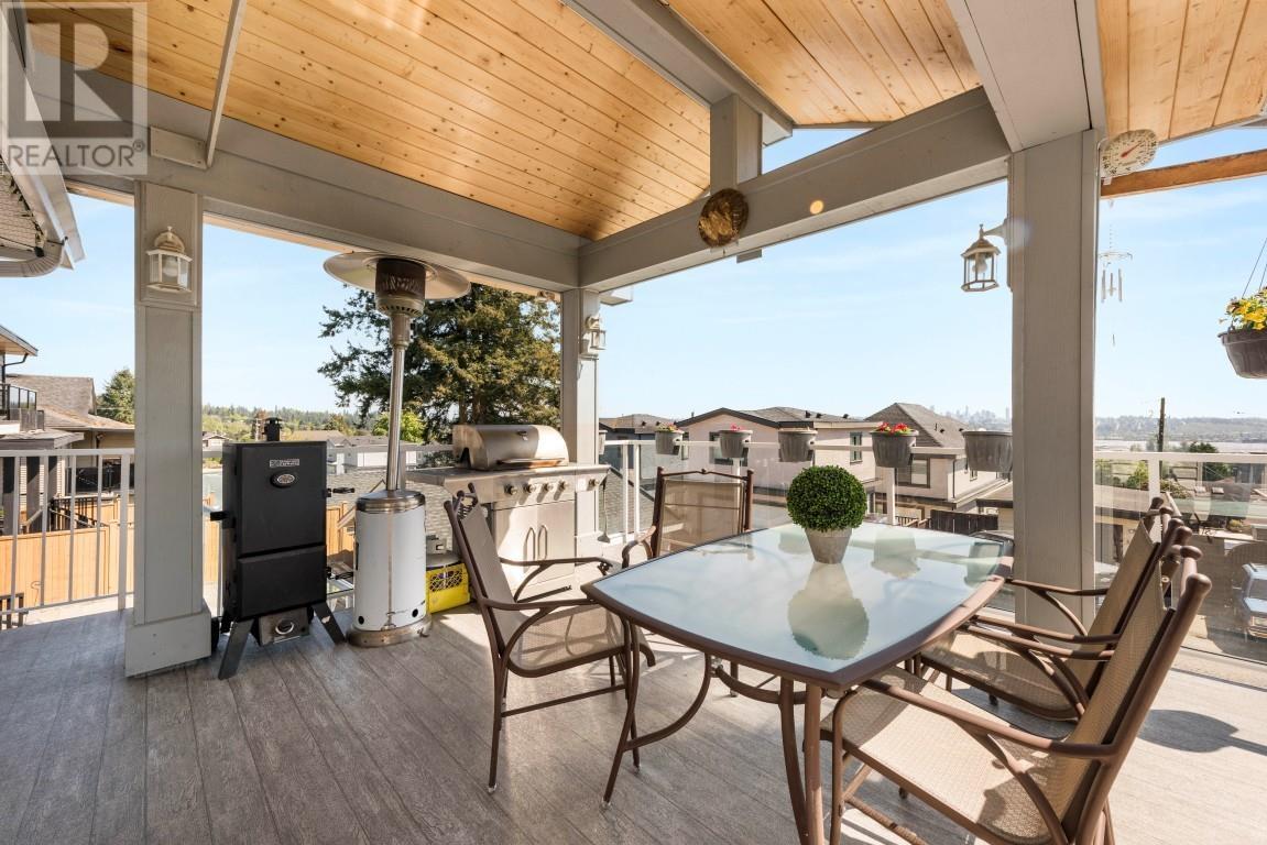 Property at 1038 WALLS AVENUE image 3