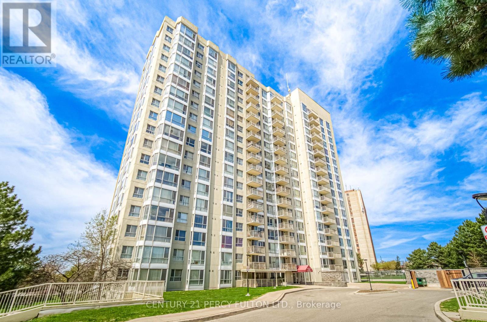 2009 - 3077 Weston Road, Toronto, Ontario  M9M 3A1 - Photo 3 - W12125762