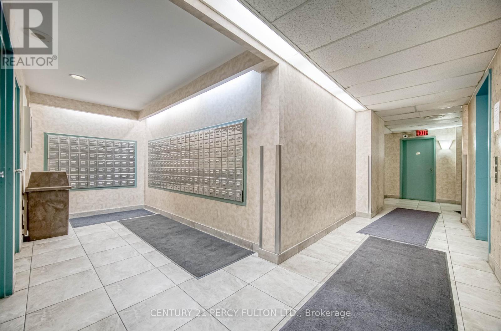 2009 - 3077 Weston Road, Toronto, Ontario  M9M 3A1 - Photo 9 - W12125762