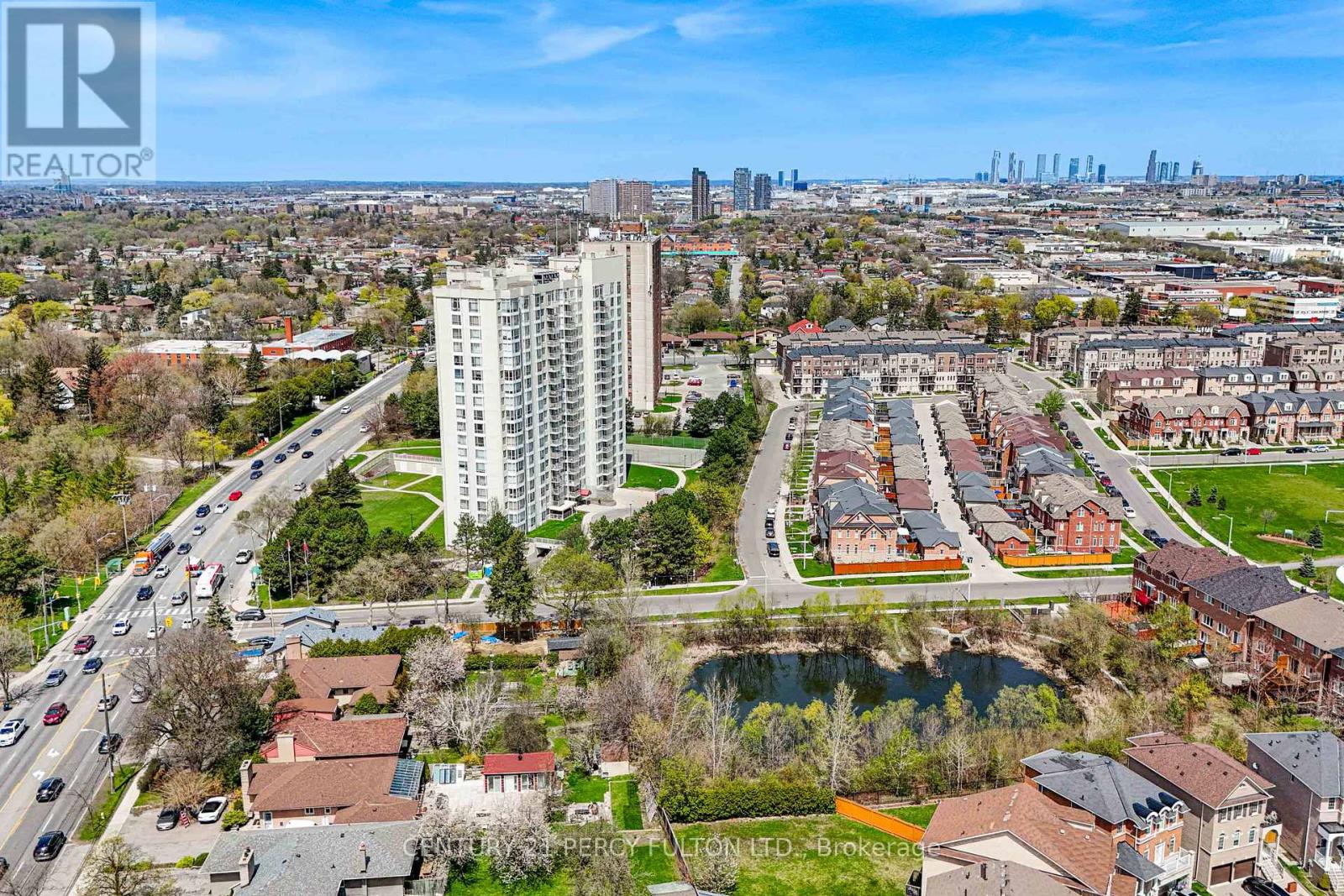2009 - 3077 Weston Road, Toronto, Ontario  M9M 3A1 - Photo 40 - W12125762