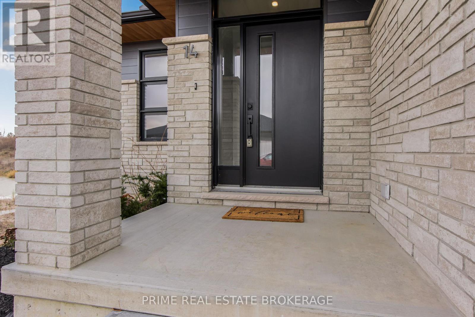 49 - 14 Coastal Crescent, Lambton Shores, Ontario  N0M 1T0 - Photo 4 - X12117026