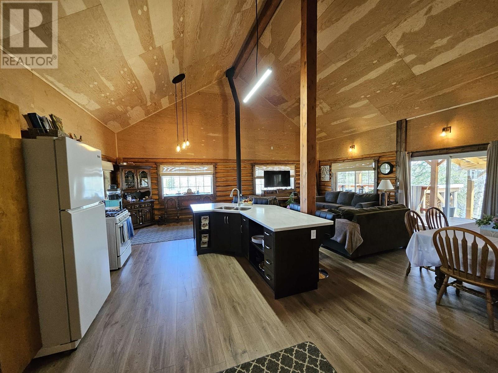 1717 Somerville Road, Quesnel, British Columbia  V2J 7G1 - Photo 10 - R2998356