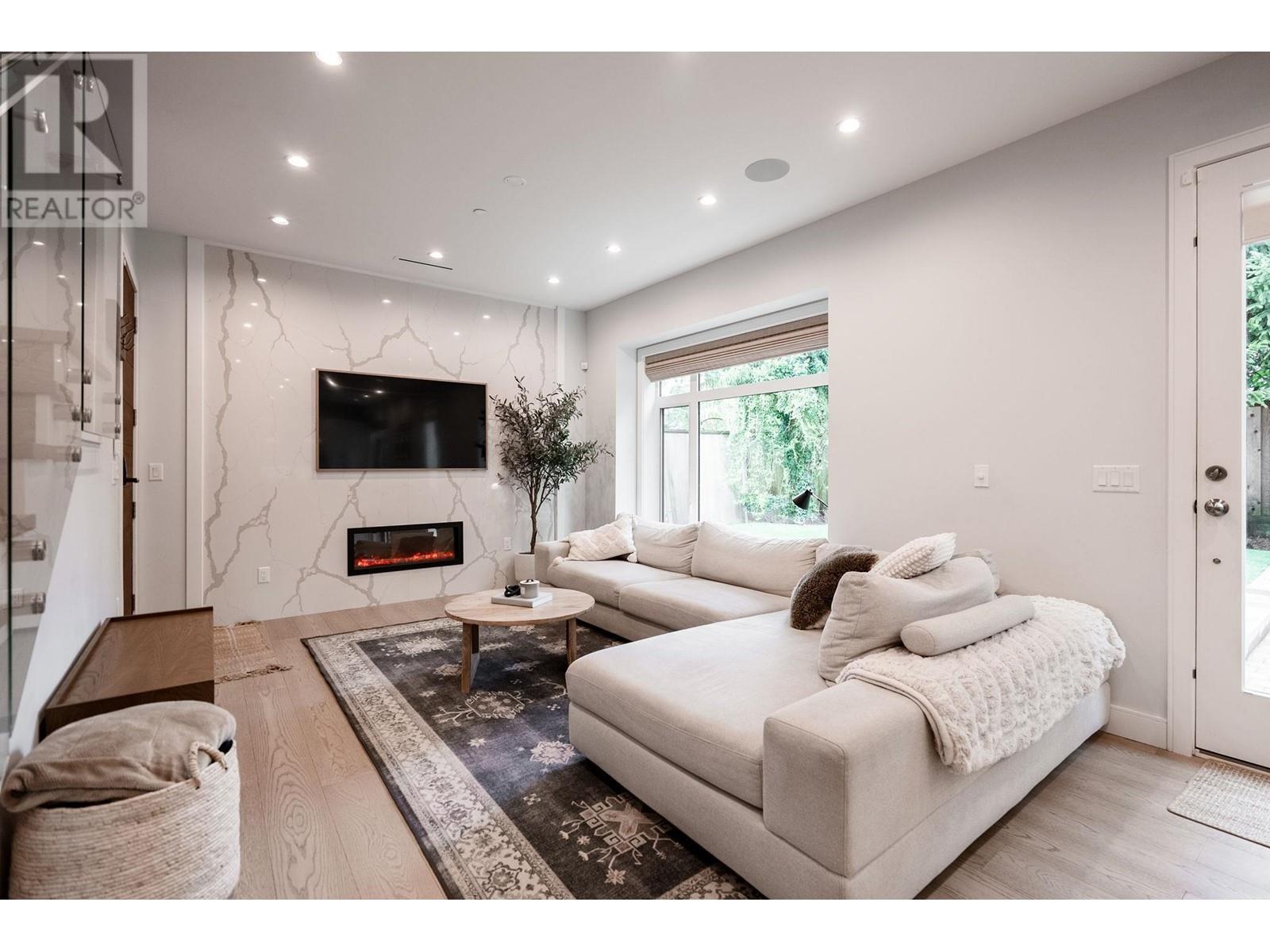 3337 W 40th Avenue, Vancouver, British Columbia  V6N 3B5 - Photo 2 - R2998693