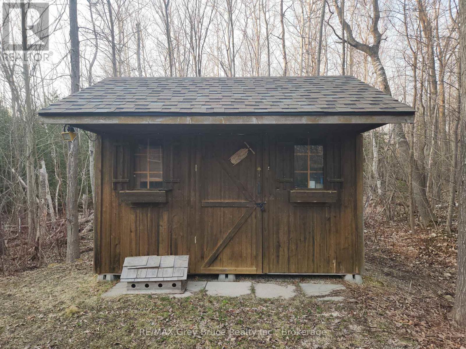 41 Maple Drive, Northern Bruce Peninsula, Ontario  N0H 1Z0 - Photo 24 - X12126235